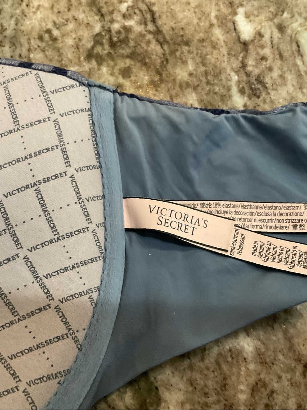 Victoria's Secret Up Lift Semi Demi Front Close Bra - Picture 6 of 7